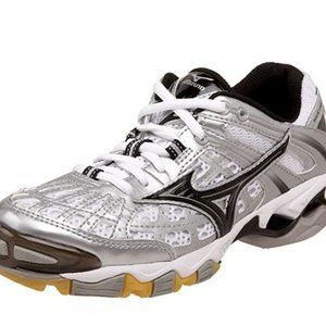 Mizuno Women's Wave Lightning Z5 Volleyball Shoe
